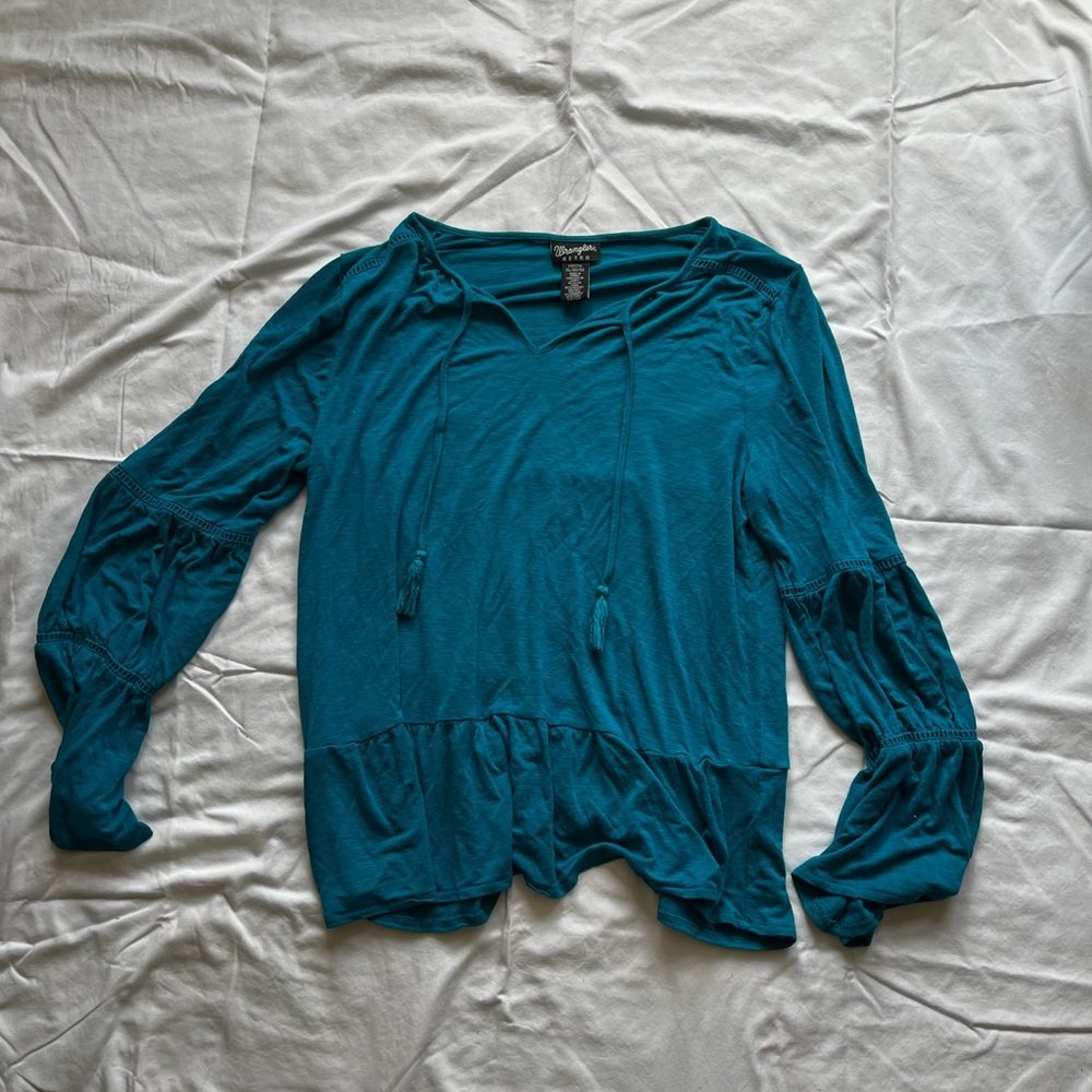 Pretty blue top